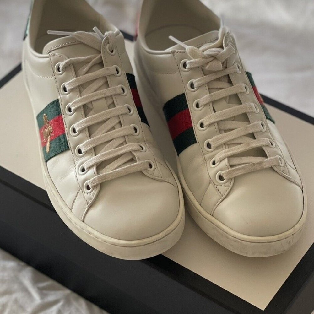 Gucci Women's Ace Embriodered Sneaker with Bee in White Leather - Picture 2 of 4
